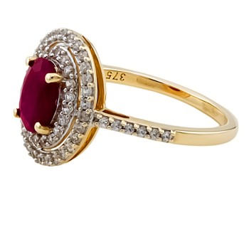 9ct Gold Ruby / Cubic Zirconia Cluster Ring size J